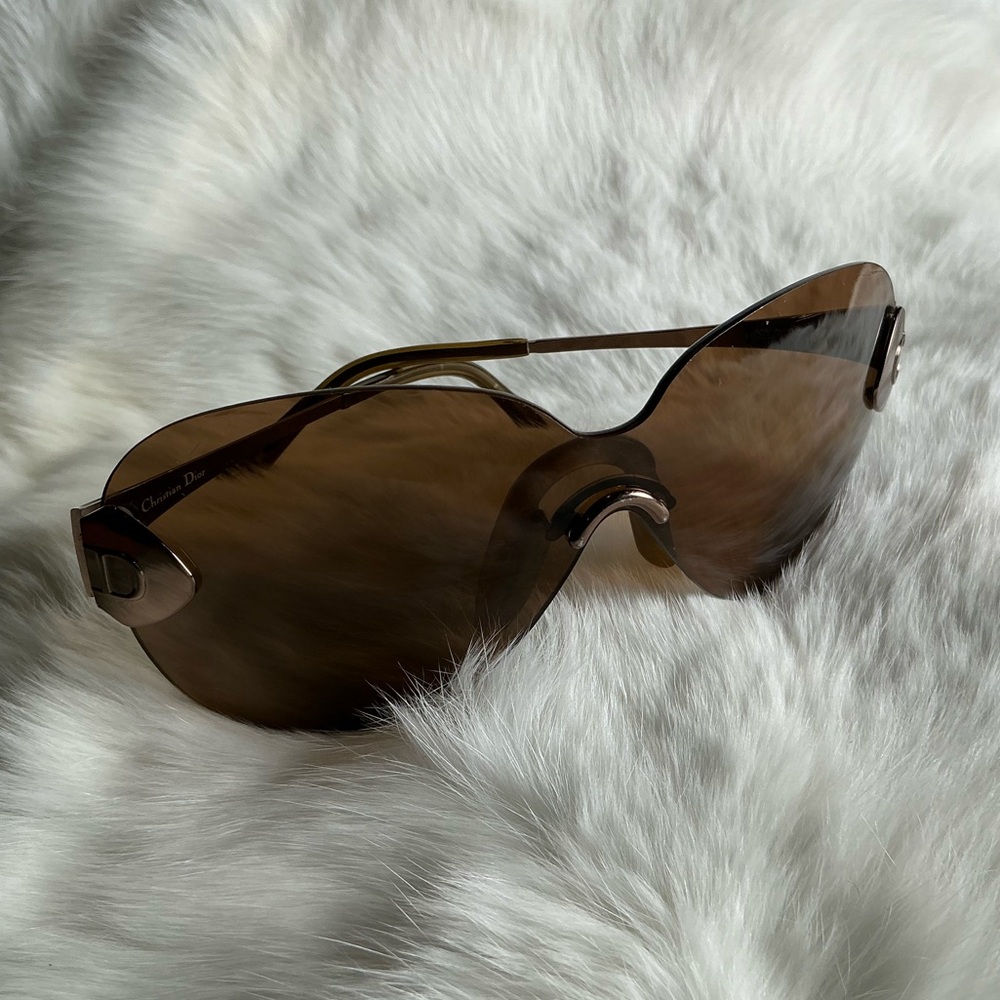 Brown Dior Shield Sunglasses - Picture 3 of 6